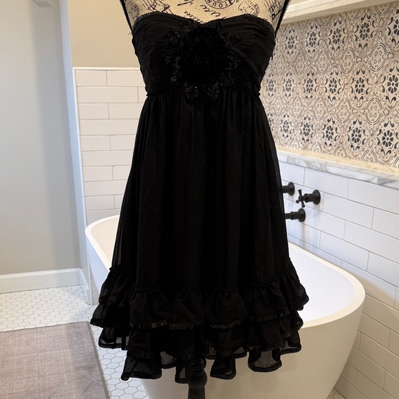 Betsey Johnson Elegant Black Dress - Picture 5 of 13